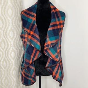Plaid Vest Sz L NWOT